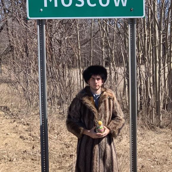 Meet your Posher, Colin - Picture 1 of 1